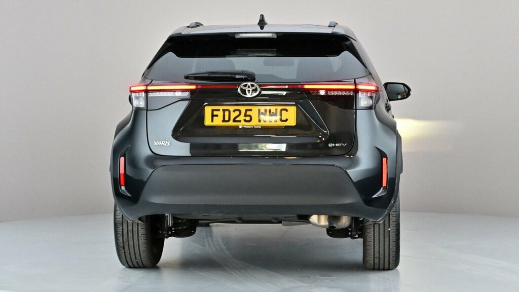 Toyota Yaris Cross 1.5 Vvt-h Design E-cvt Euro 6 Ss FD25WWC Black #5
