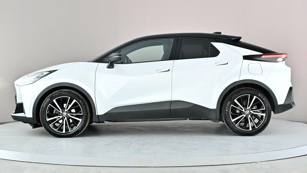 Toyota C-Hr 1.8 Vvt-h Excel Cvt Euro 6 Ss White #4