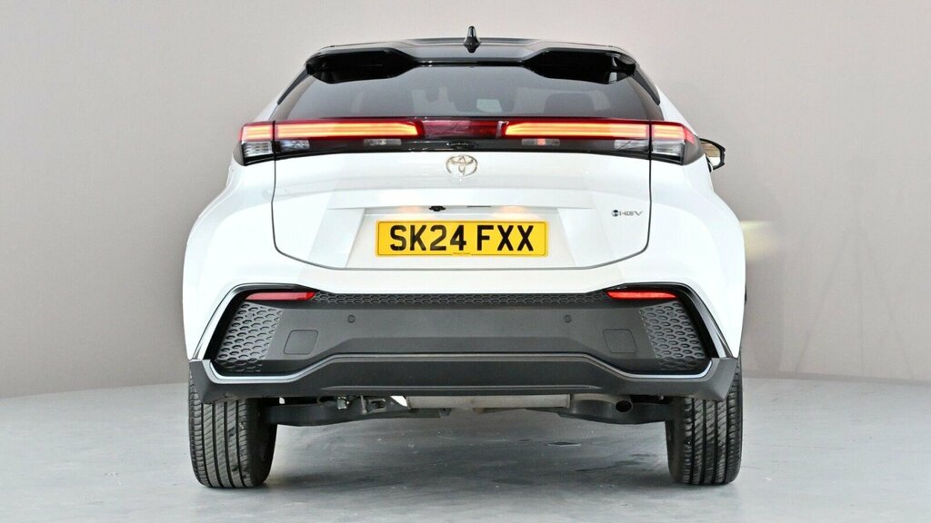 Toyota C-Hr 1.8 Vvt-h Excel Cvt Euro 6 Ss White #5