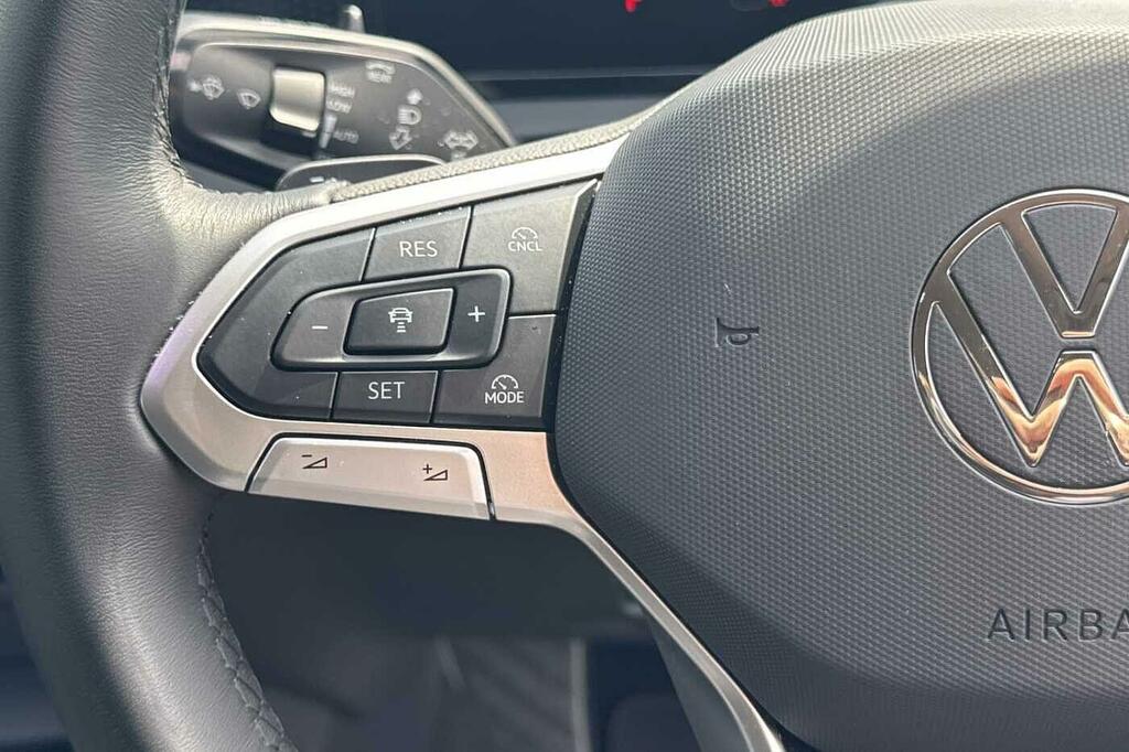 Volkswagen Tiguan 1.5 Tsi Ehybrid 19.7Kwh Match Suv Plug- Black #23