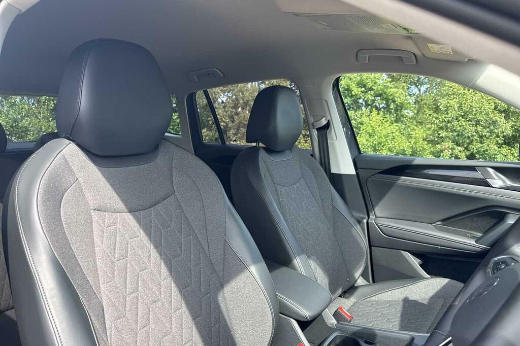 Volkswagen Tiguan 1.5 Tsi Ehybrid 19.7Kwh Match Suv Plug- Black #17