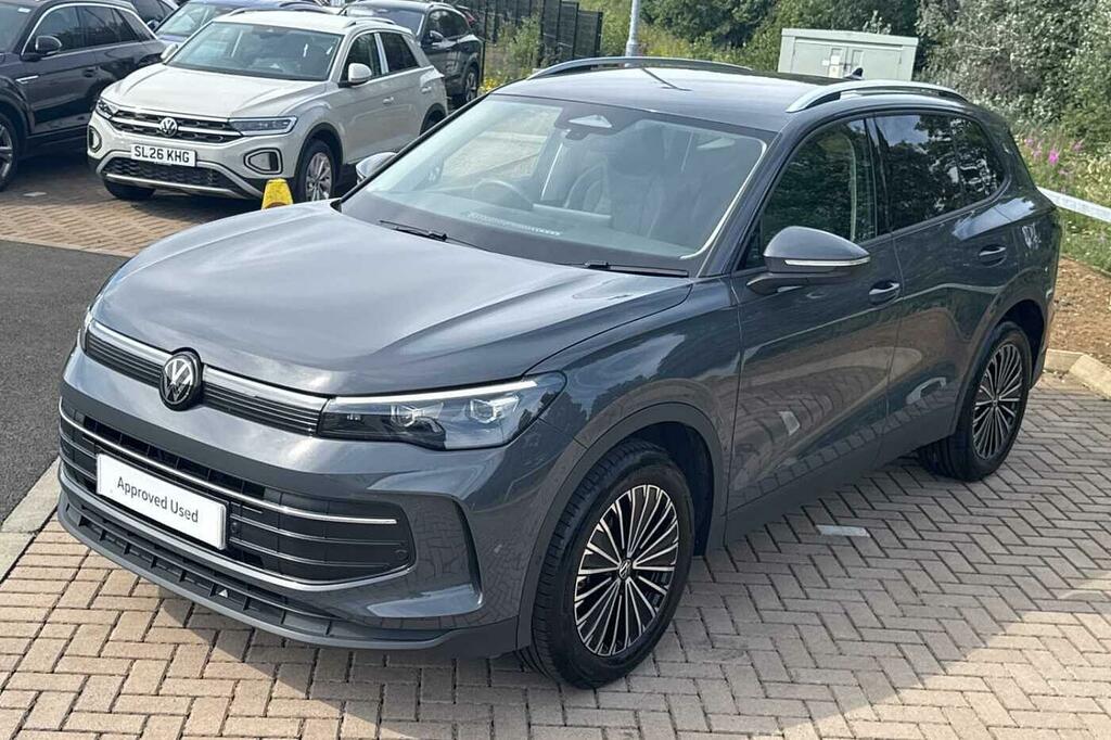 Volkswagen Tiguan 1.5 Tsi Ehybrid 19.7Kwh Match Suv Plug- Black #36