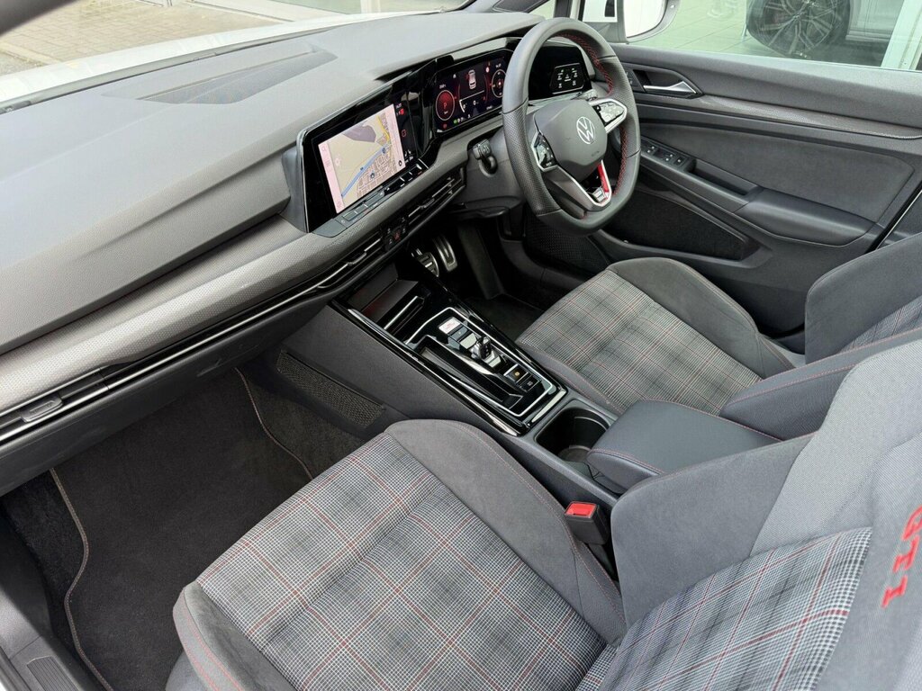 Volkswagen Golf 2.0 Tsi Gti Dsg White #2