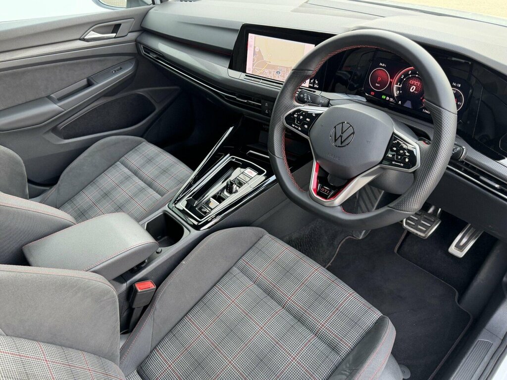 Volkswagen Golf 2.0 Tsi Gti Dsg White #6