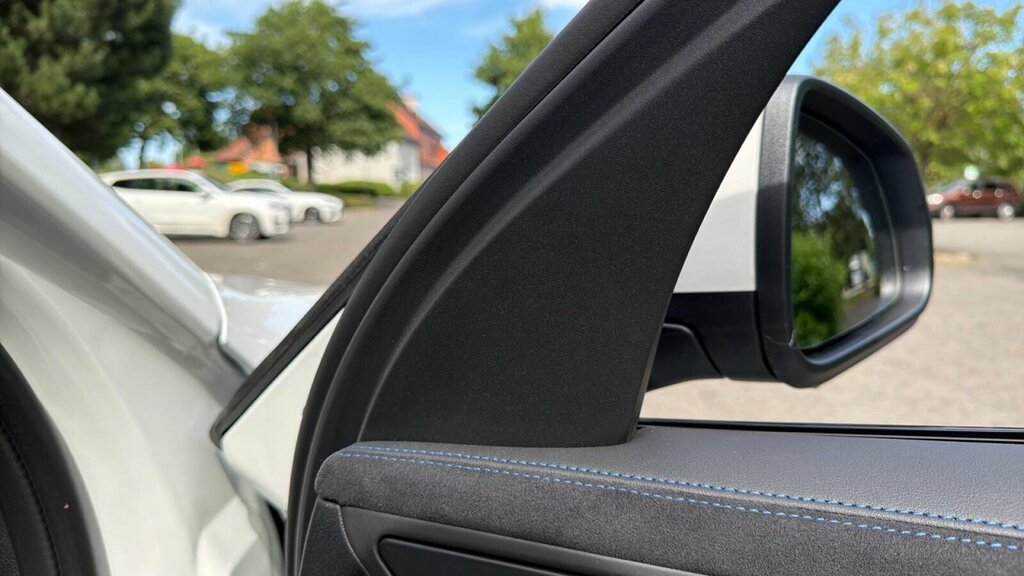 BMW iX2 U10 Edrive20 Shadow Edition Grey #20