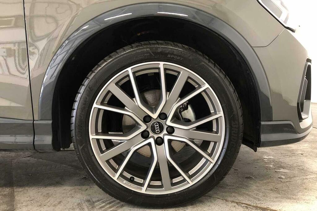 Audi Q3 Black Edition 35 Tfsi 150 Ps S Tronic Grey #5