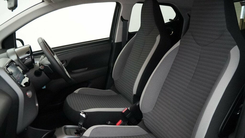 Toyota Aygo 1.0 Vvt-i X-trend Funroof Silver #8