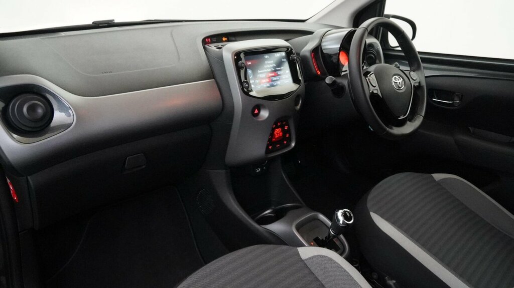 Toyota Aygo 1.0 Vvt-i X-trend Funroof Silver #12