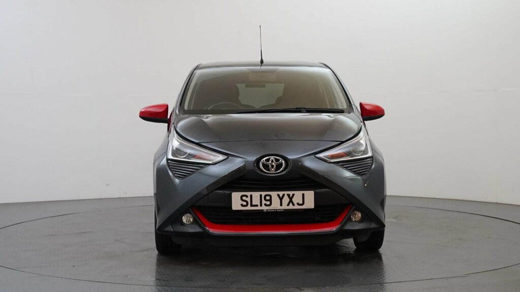 Toyota Aygo 1.0 Vvt-i X-trend Funroof X-shift Euro 6 Grey #2