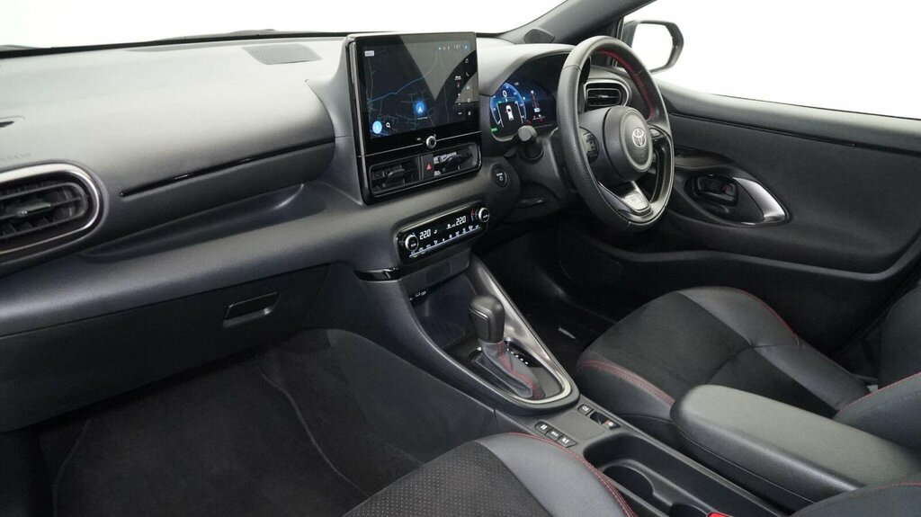 Toyota Yaris 1.5 Hybrid Gr Sport Cvt Estate White #11