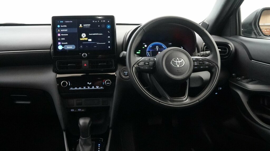 Toyota Yaris Cross 1.5 Hybrid 130 Gr Sport Cvt White #27