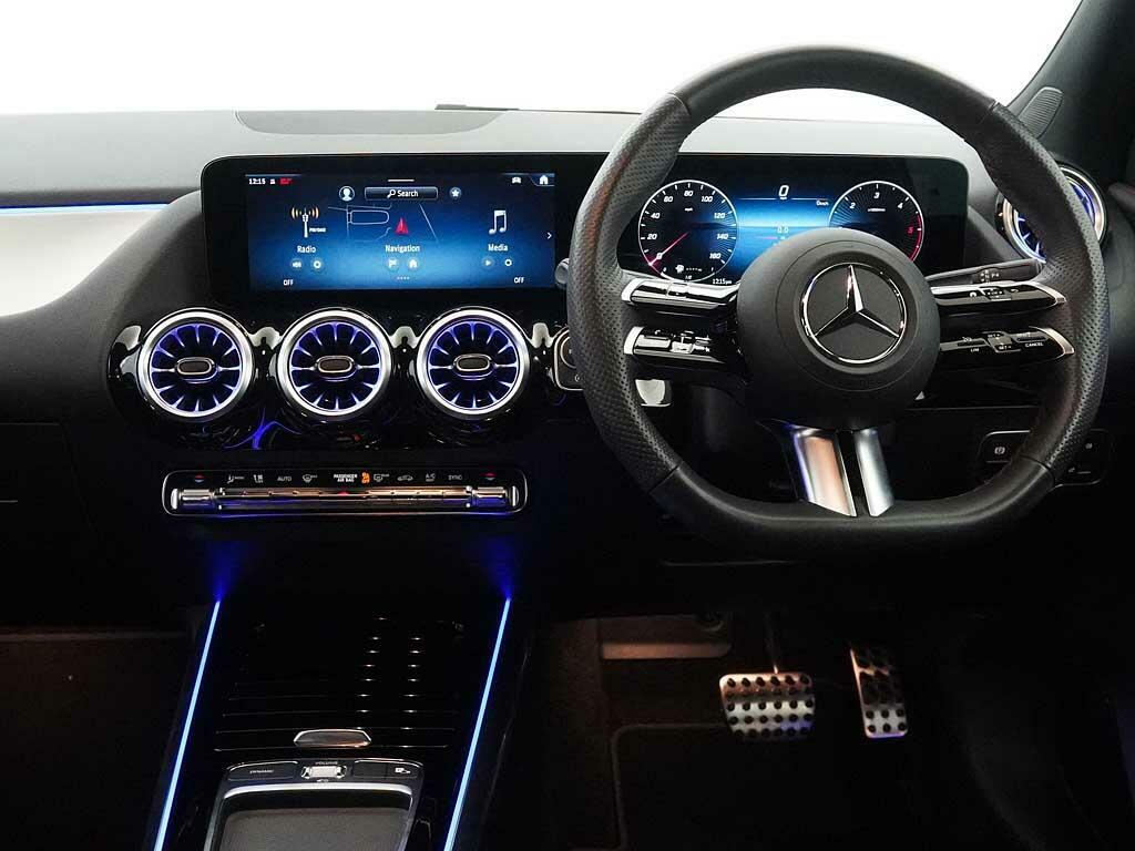 Mercedes-Benz GLA Class Gla 220 D 4Matic Amg Line Premium Blue #5