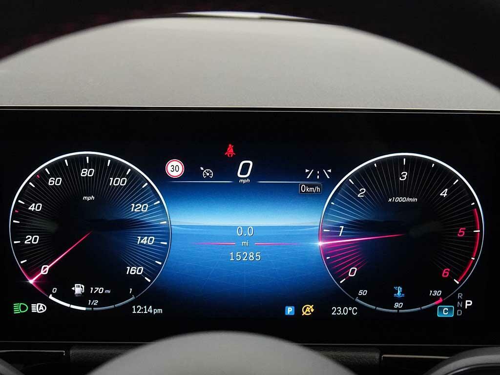 Mercedes-Benz GLA Class Gla 220 D 4Matic Amg Line Premium Blue #4