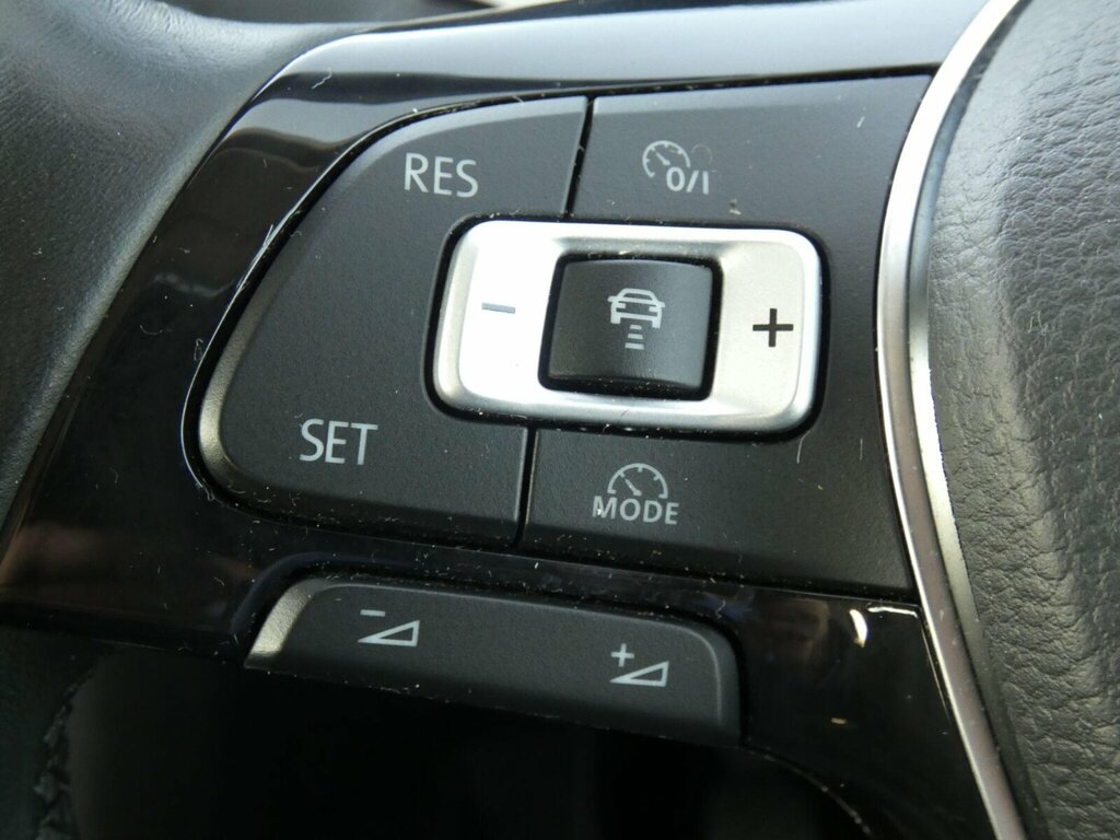 Volkswagen Golf SV Tdi Bluemotion Tech Gt Grey #25