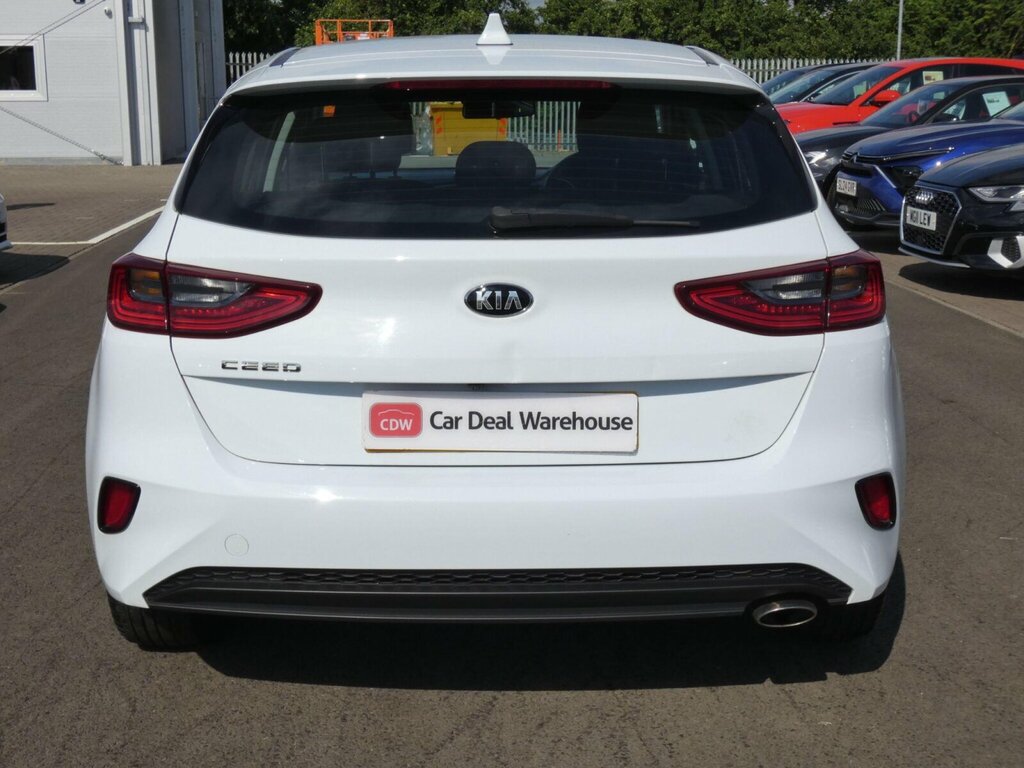 Kia Ceed 1.6 Crdi Isg 2 Nav White #13