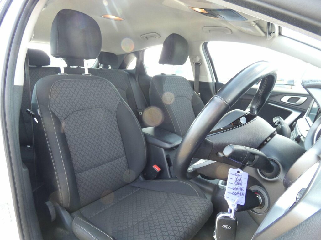 Kia Ceed 1.6 Crdi Isg 2 Nav White #16