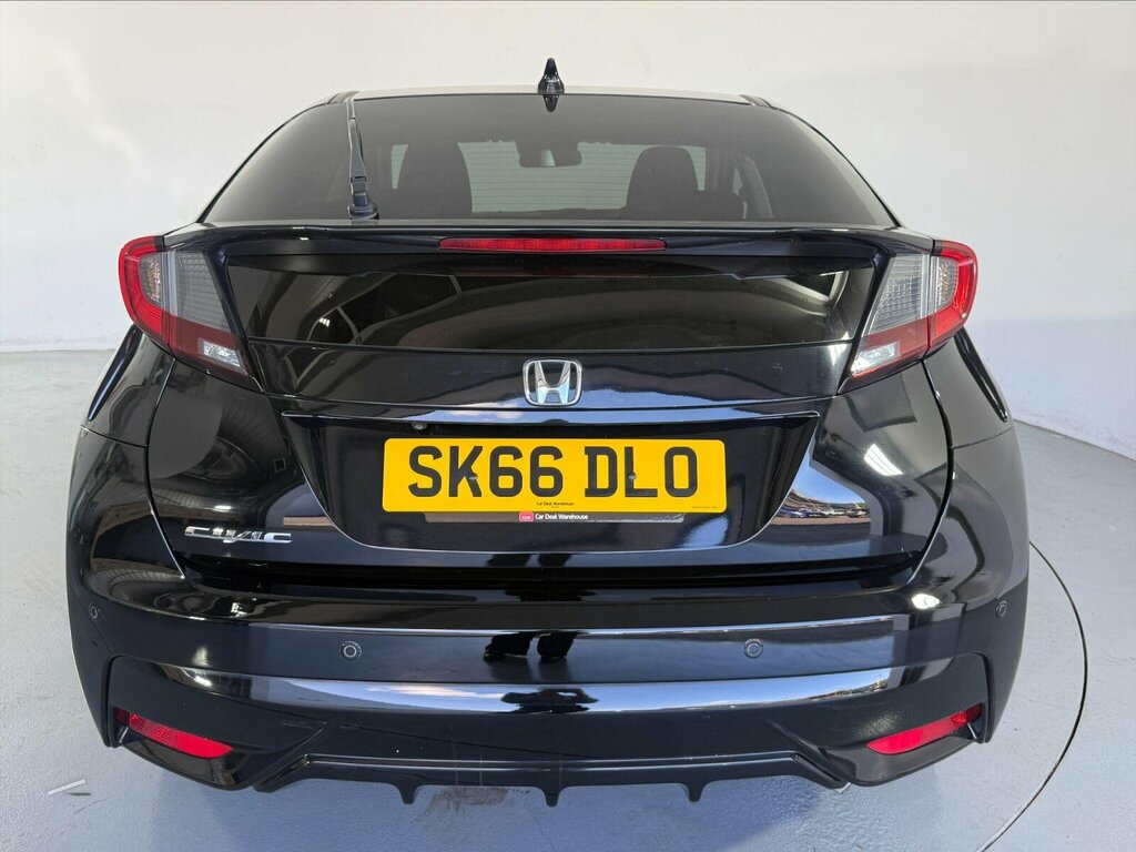 Honda Civic 1.8 I-vtec Se Plus Navi Euro 6 Ss Black #4