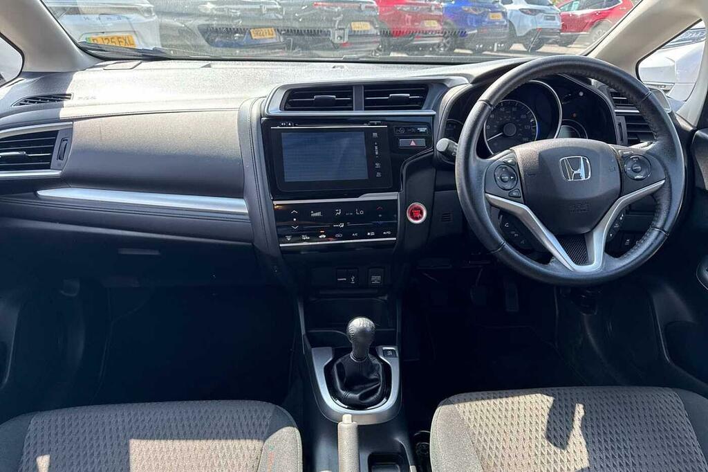Honda Jazz 1.3 I-vtec Ex Navi SM69VXN White #4