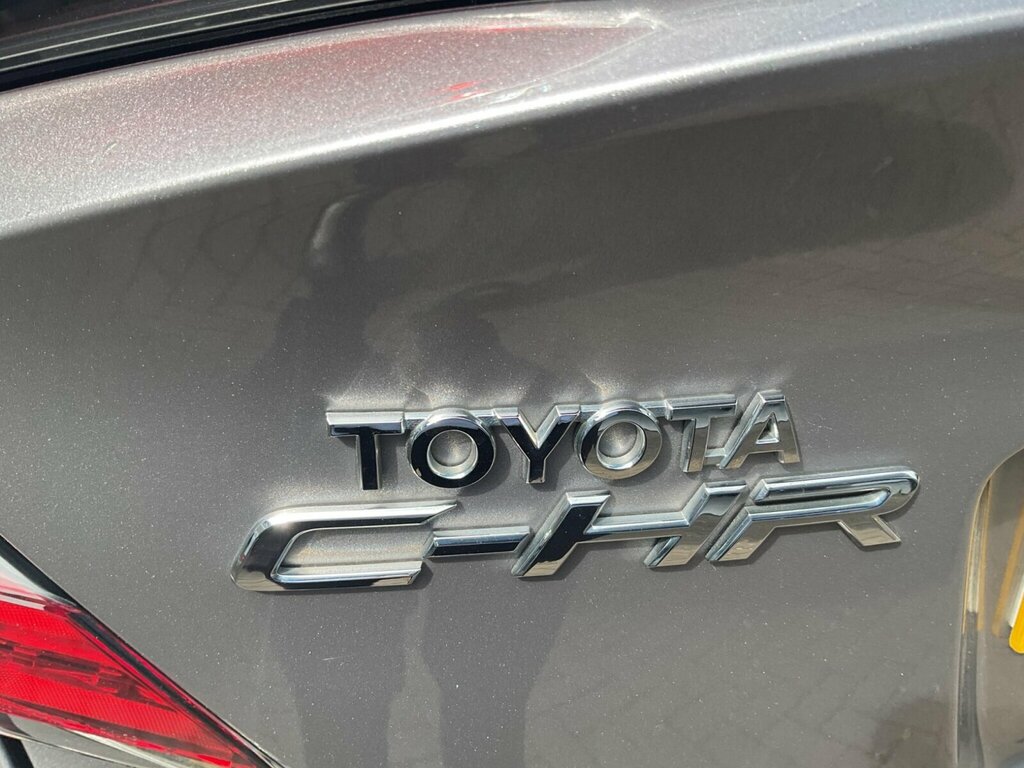 Toyota C-Hr Hybrid 1.8 122Bhp Dynamic Crossover 5-Dr Grey #44