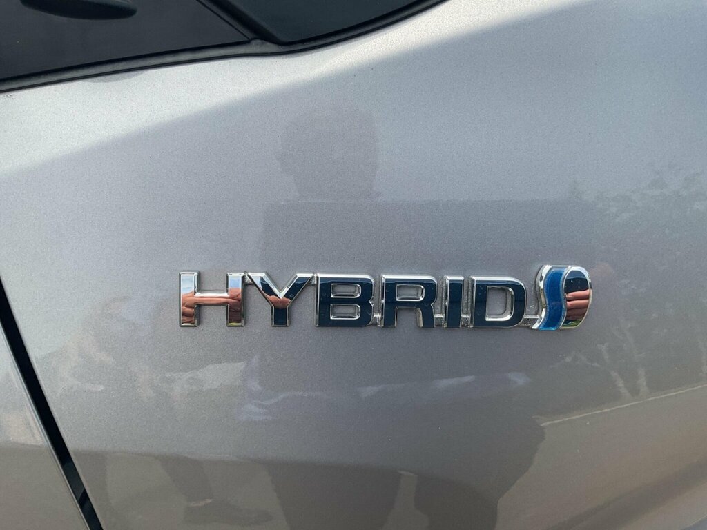 Toyota C-Hr Hybrid 1.8 122Bhp Dynamic Crossover 5-Dr Grey #40