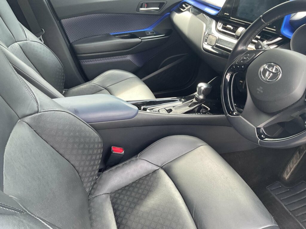 Toyota C-Hr Hybrid 1.8 122Bhp Dynamic Crossover 5-Dr Grey #33