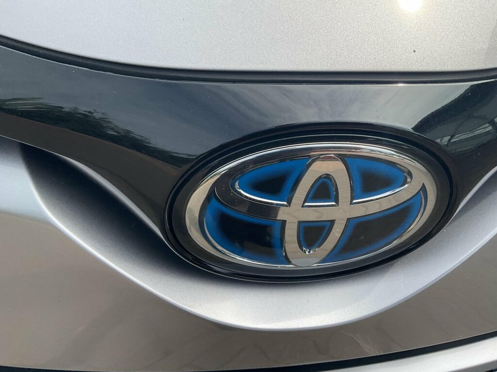 Toyota C-Hr Hybrid 1.8 122Bhp Dynamic Crossover 5-Dr Grey #42