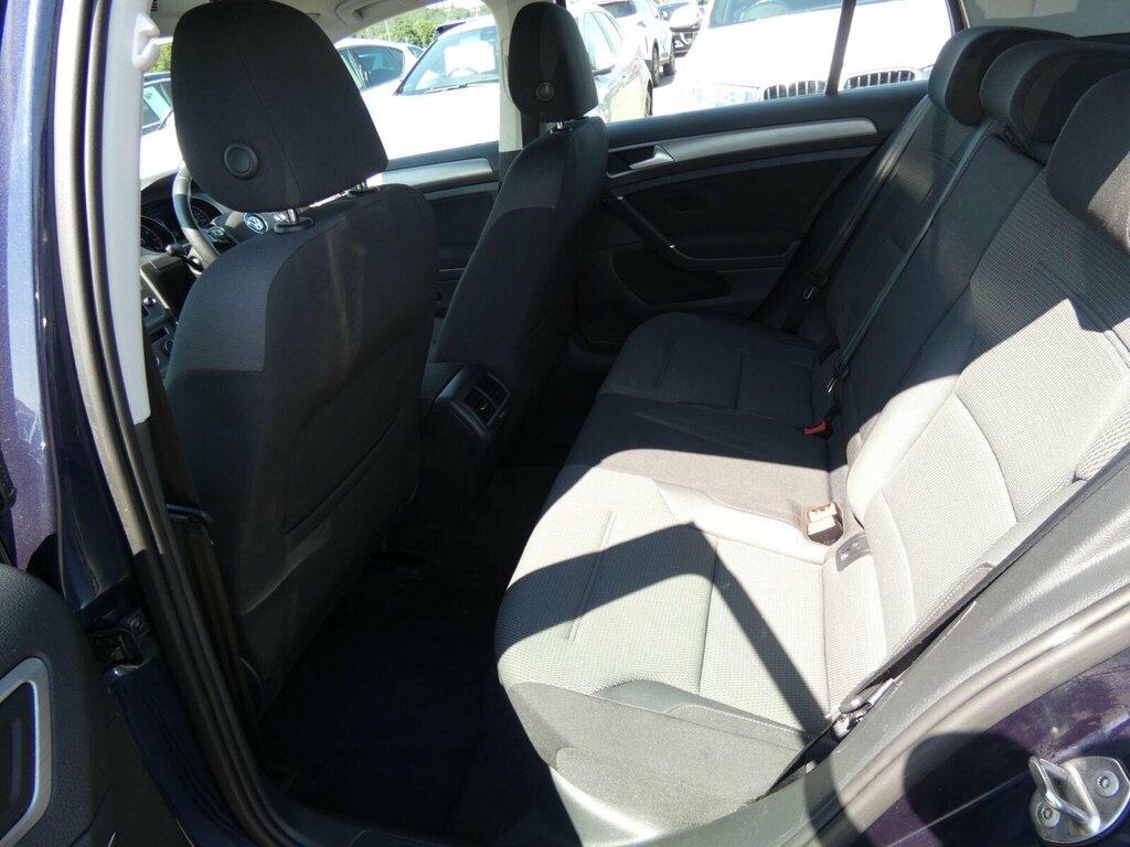 Volkswagen Golf Hatchback Red #12