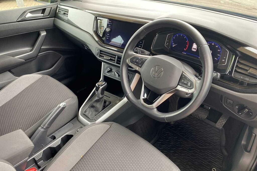 Volkswagen Polo 1.0 Tsi Life Dsg Black #6
