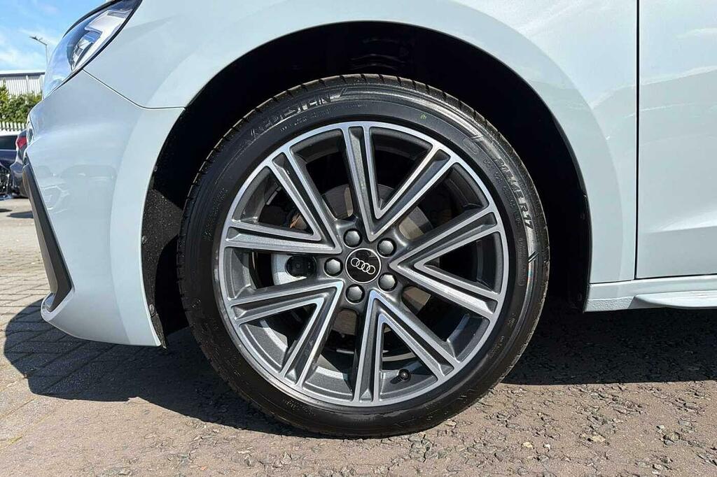 Audi A1 S Line 30 Tfsi 116 Ps 6-Speed SM26GYW Grey #5