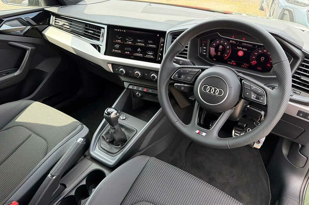 Audi A1 S Line 30 Tfsi 116 Ps 6-Speed SM26FUA Green #6