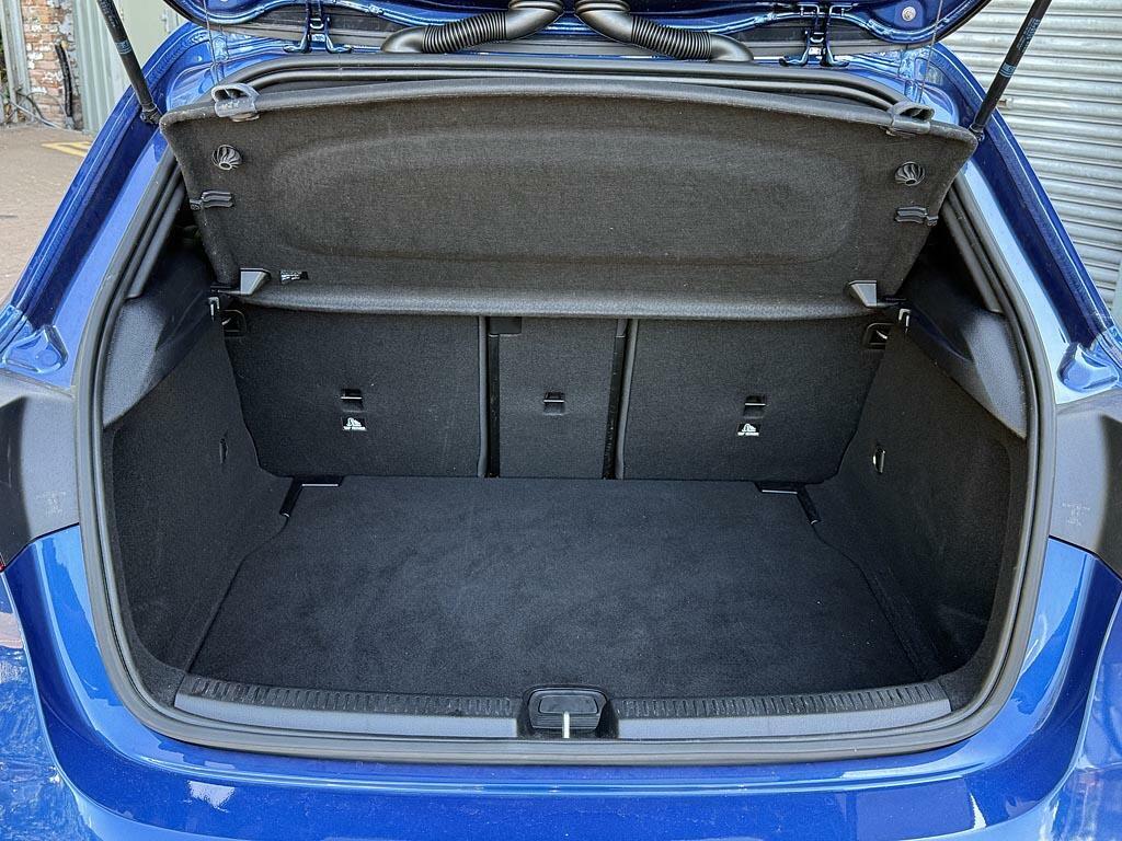 Mercedes-Benz A Class Hatchback Black #10