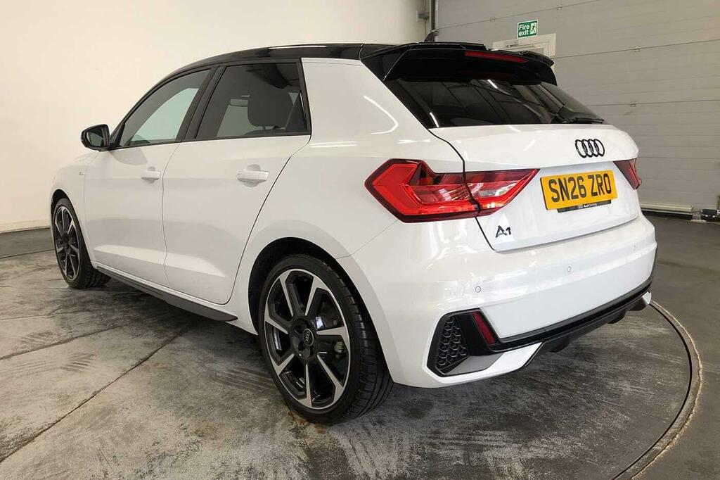 Audi A1 Black Edition 30 Tfsi 116 Ps 6-Speed SN26ZRO White #3