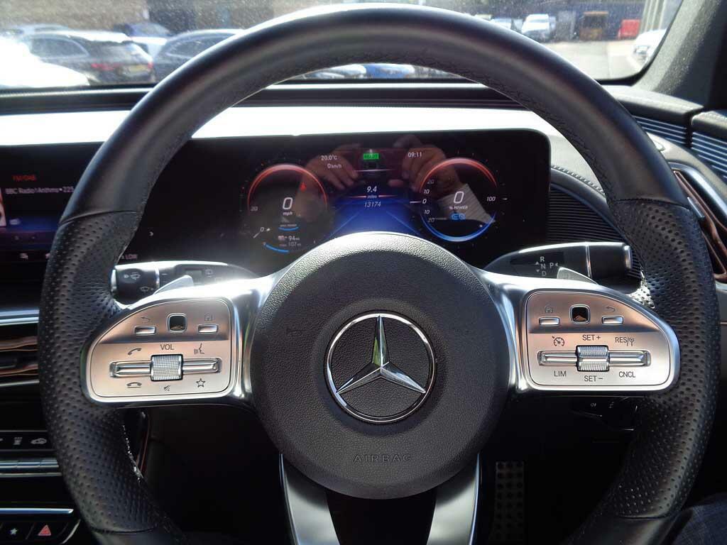 Mercedes-Benz EQC Eqc 400 4Matic Amg Line Edition Black #4