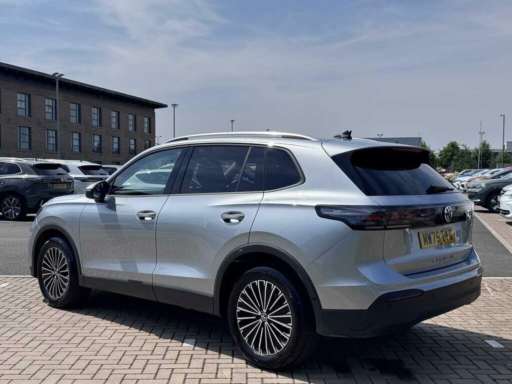Volkswagen Tiguan 1.5 Etsi 150 Match Dsg Silver #3
