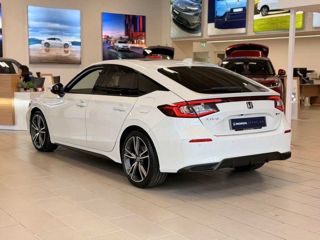 Honda Civic 2.0 H I-mmd Advance Ecvt Euro 6 Ss White #3