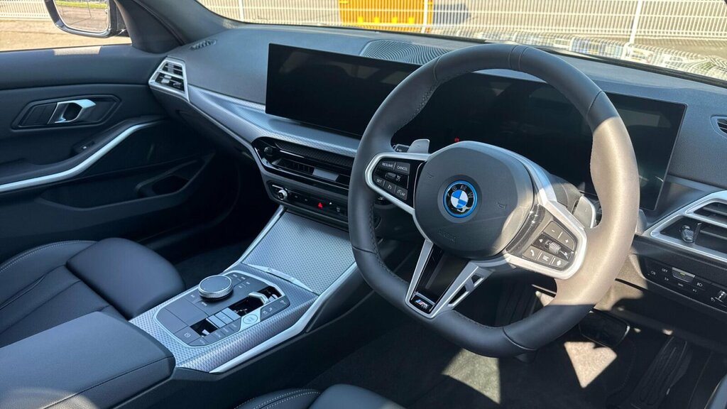BMW 3 Series 2.0 330E 22.3Kwh M Sport Saloon Plug-in ST26OWV Black #6