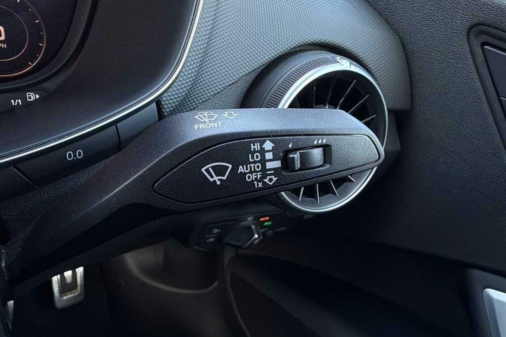 Audi TT S Line Black #37
