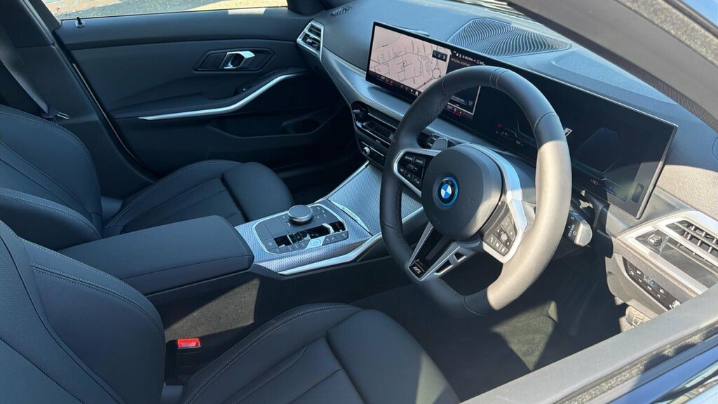 BMW 3 Series 2.0 330E 22.3Kwh M Sport Touring Plug-i White #6