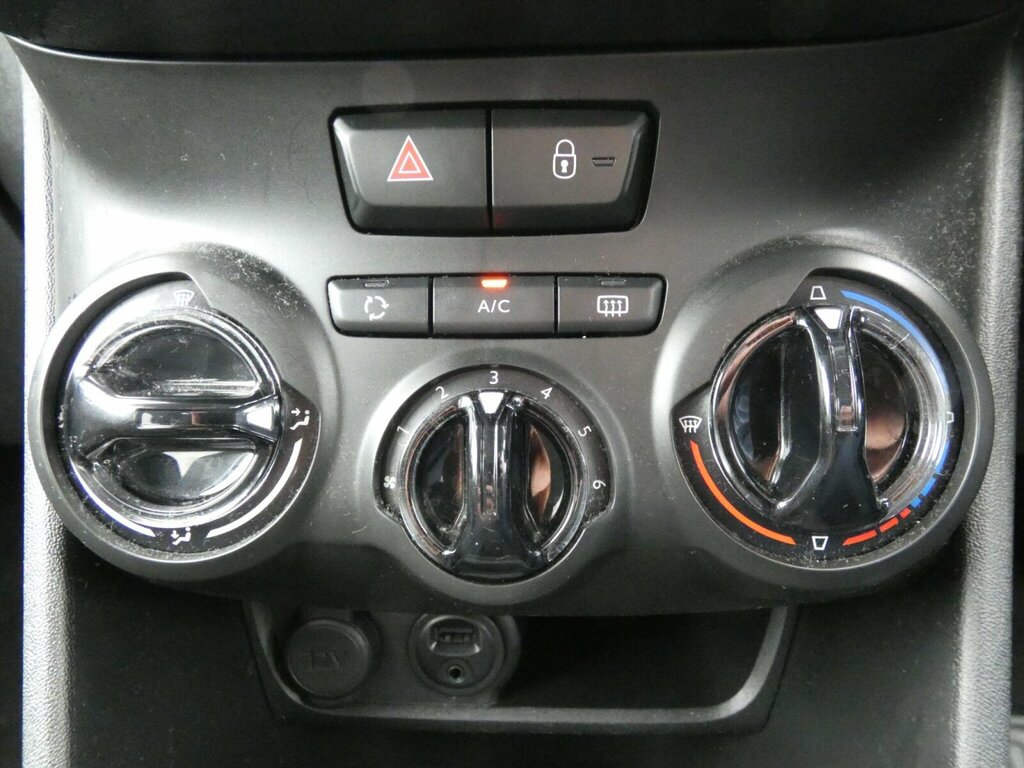 Peugeot 208 Black #23