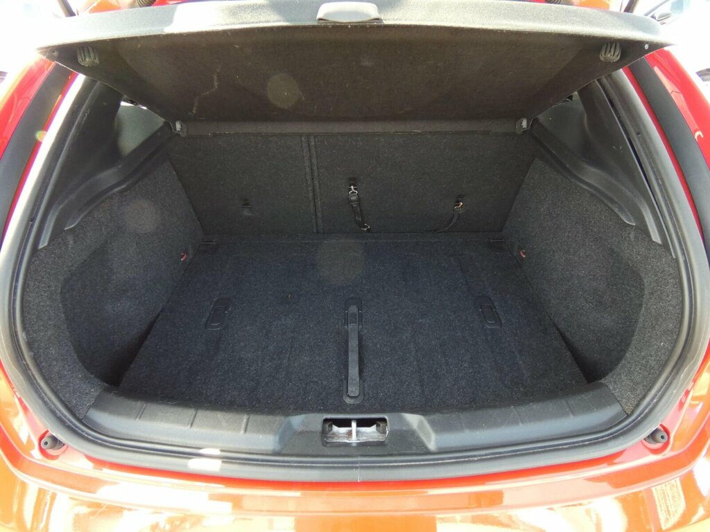 Volvo V40 Hatchback Blue #31