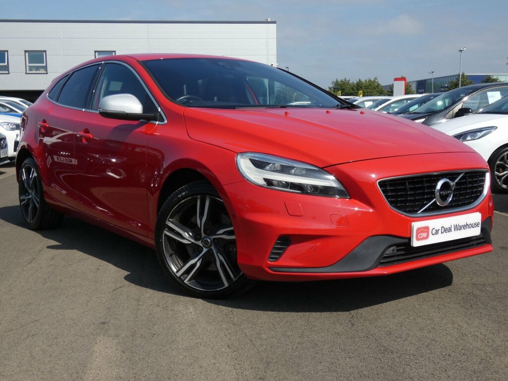 Volvo V40 1.5 T2 R-design Pro Euro 6 Ss Red