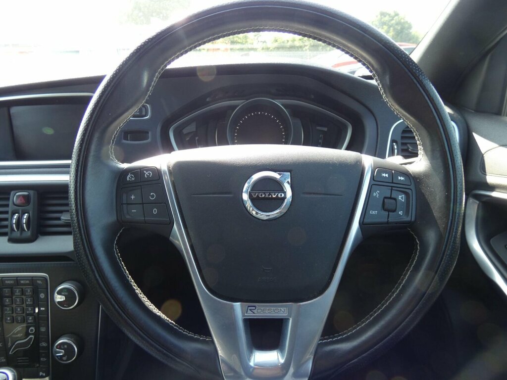 Volvo V40 Hatchback Blue #32