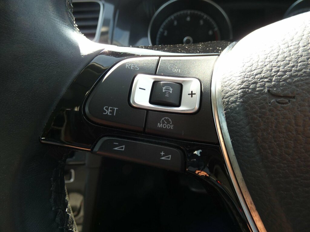 Volkswagen Golf Black #16