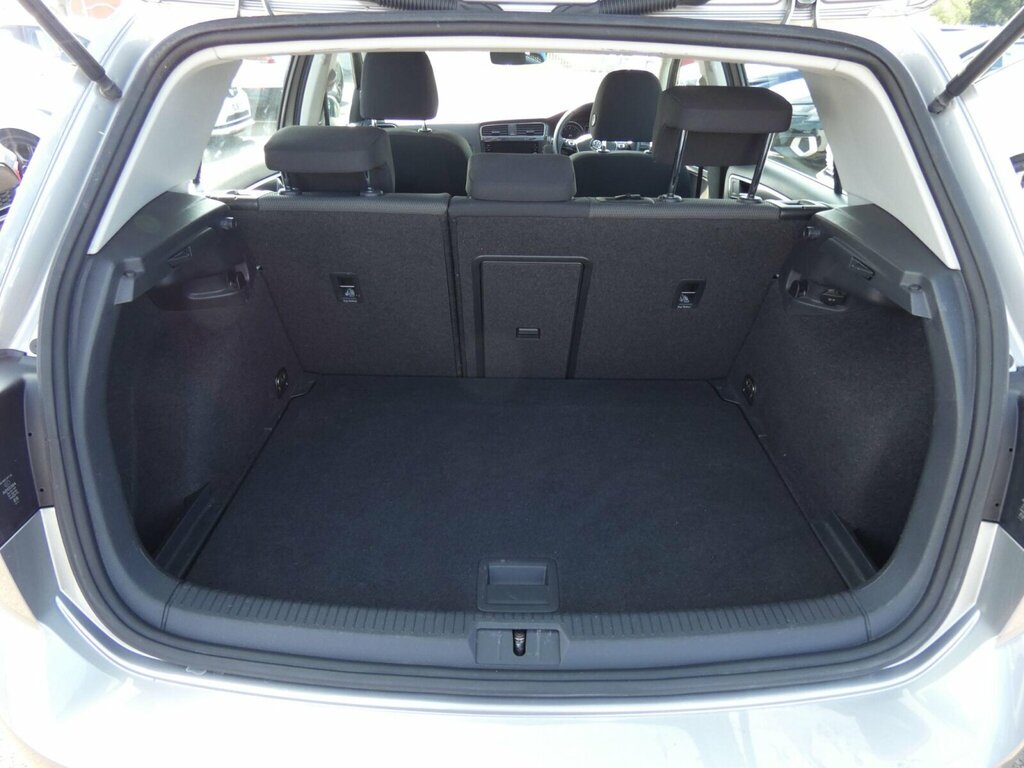 Volkswagen Golf Black #30