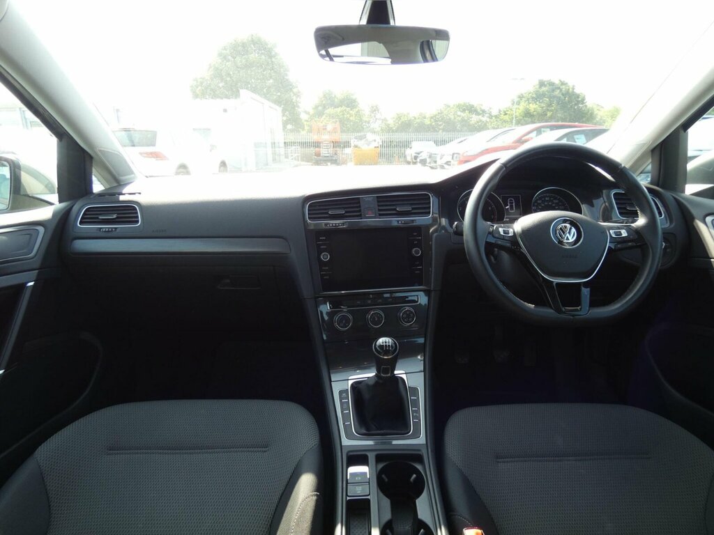 Volkswagen Golf Black #7
