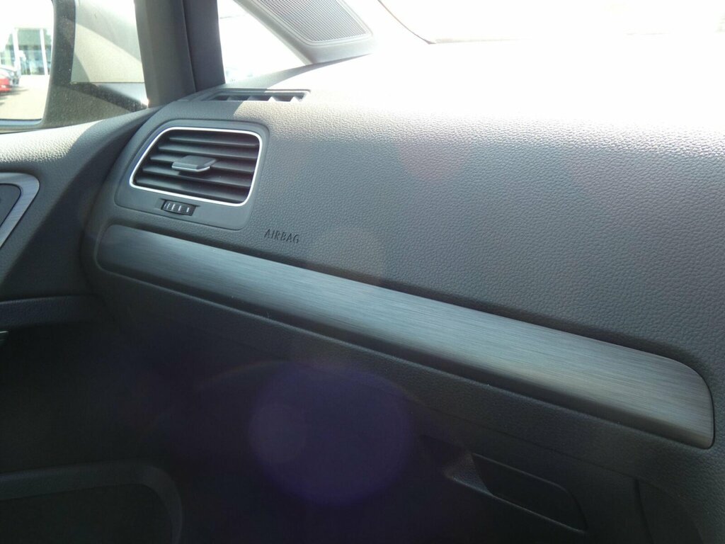Volkswagen Golf Black #36