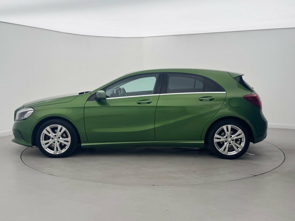 Mercedes-Benz A Class 2.1 A200d Sport Premium 7G-dct Euro 6 Ss Green #4