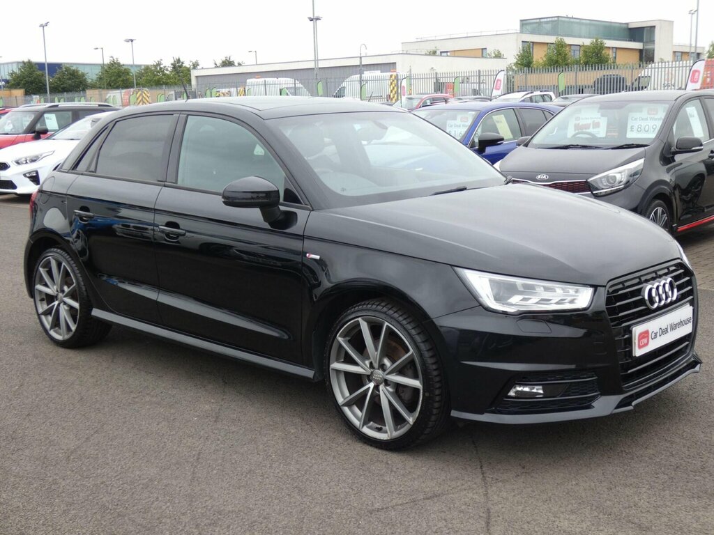 Audi A1 1.4 Tfsi Cod Black Edition Sportback Euro 6 Ss SL67FXW Black #4