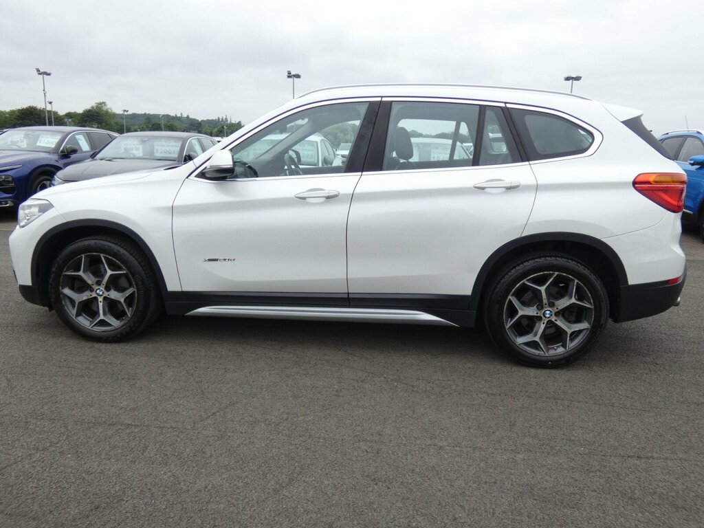 BMW X1  White #11