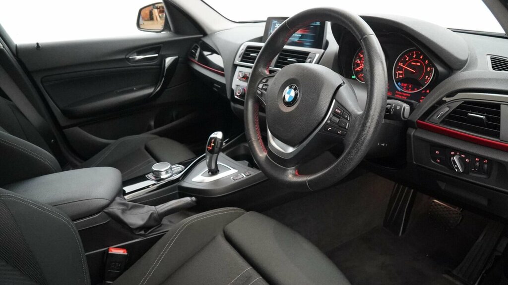 BMW 1 Series 1.5 118I Sport Hatchback Euro 6 S Black #6